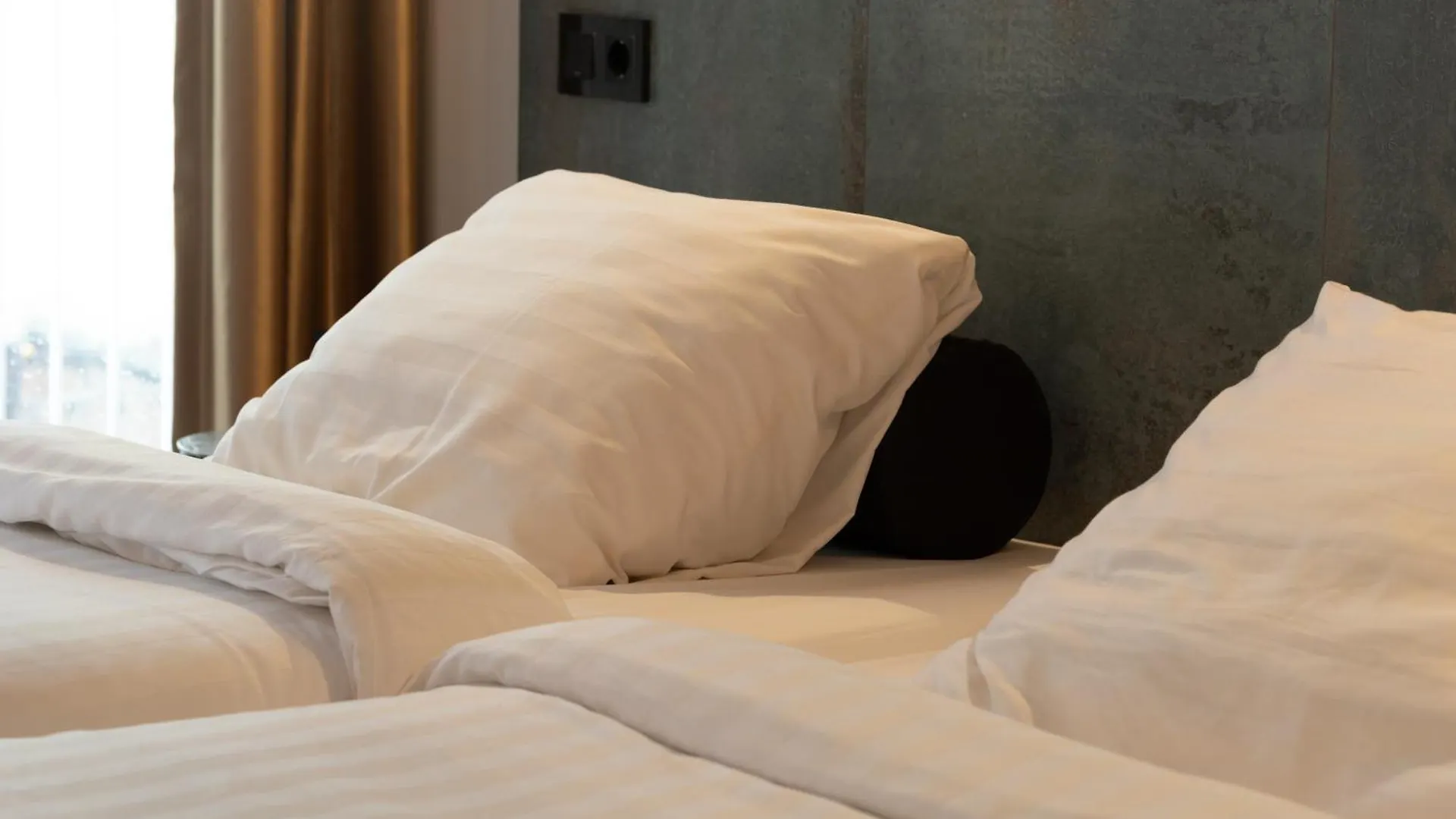 Midtown Hotel Twin Studio Amsterdam Netherlands